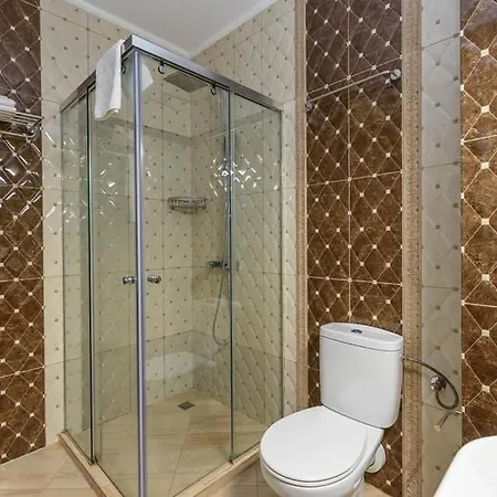 Хотел Maria Palace *